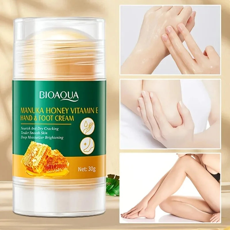 Hand and Foot Cream Can Deeply Nourish Dry and Skin on Hands and Feet, Effectively Relieving Issues Such as Dryness, and Peeling